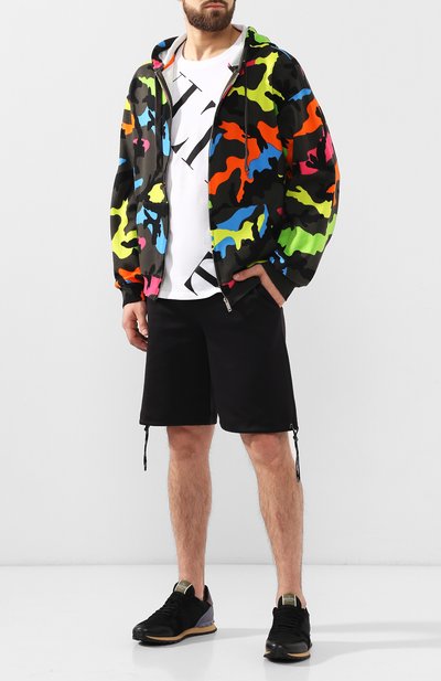 Текстильные кроссовки VALENTINO черного цвета по цене 65550 руб., арт. SY2S0723/TCV, фото 2 Текстильные кроссовки VALENTINO, арт. SY2S0723/TCV, фото 2