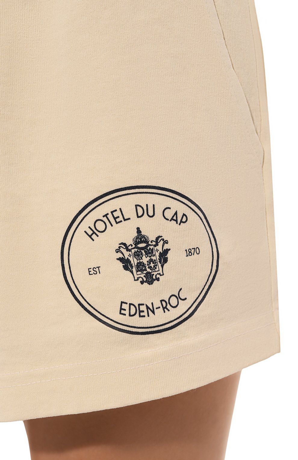 Хлопковые шорты sporty & rich х hotel du cap-eden-roc SPORTY AND RICH кремового цвета по цене 14700 руб., арт. SH037501301CR01, фото 5 Хлопковые шорты sporty & rich х hotel du cap-eden-roc SPORTY AND RICH, арт. SH037501301CR01, фото 5