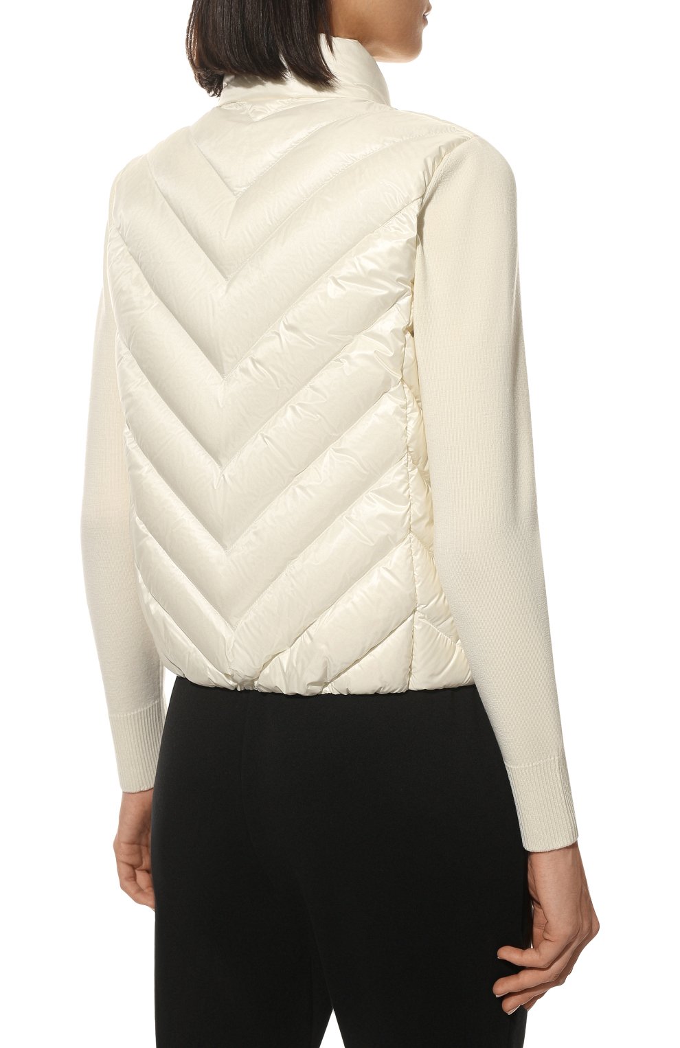 Кардиган MONCLER кремового цвета по цене 78500 руб., арт. H1-093-9B000-23-M1131, фото 4 Кардиган MONCLER, арт. H1-093-9B000-23-M1131, фото 4