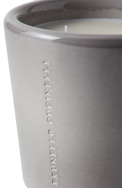 Ароматизированная свеча BRUNELLO CUCINELLI светло-серого цвета по цене 69950 руб., арт. MLCAND32M, фото 3 Ароматизированная свеча BRUNELLO CUCINELLI, арт. MLCAND32M, фото 3