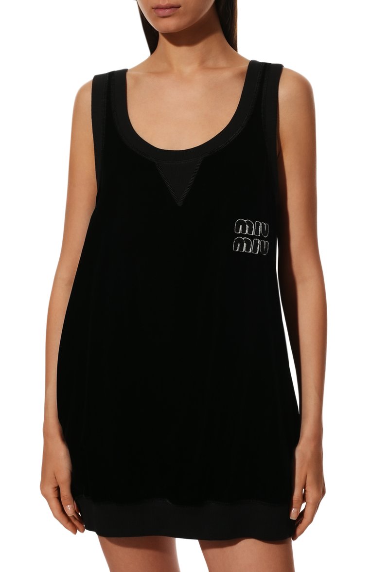Женское платье MIU MIU черного цвета, арт. MF4490-1Z9Y-F0002 | Фото 3 (Длина Ж (юбки, платья, шорты): Мини; Материал внешний: Вискоза, Купро; Женское Кросс-КТ: Платье-одежда; Случай: Повседневный; Стили: Кэжуэл; Материал сплава: Проставлено; Региональные ограничения белый список (Axapta Mercury): Не проставлено; Драгоценные камни: Проставлено; Рукава: Без рукавов)