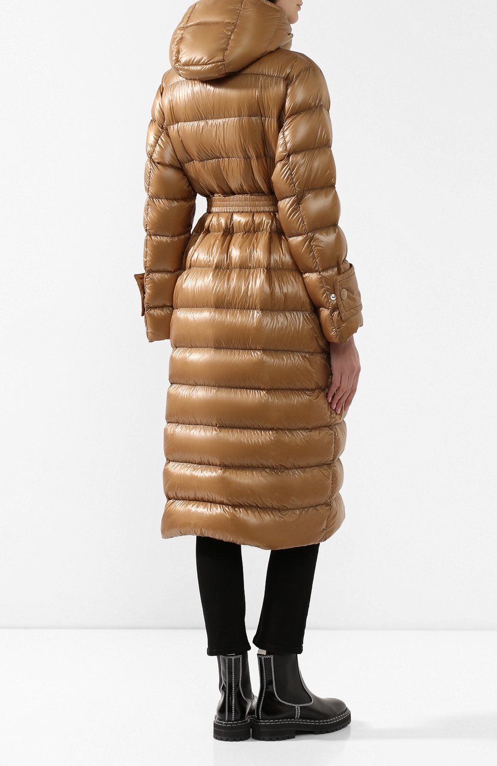 Пуховик cobalt MONCLER бежевого цвета по цене 116400 руб., арт. F1-093-1D501-00-C0384, фото 4 Пуховик cobalt MONCLER, арт. F1-093-1D501-00-C0384, фото 4
