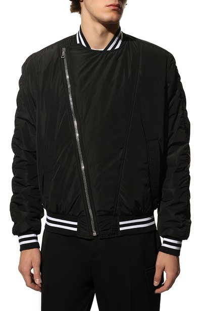Утепленный бомбер BALMAIN черного цвета по цене 119500 руб., арт. XH1TF086/XB27, фото 3 Утепленный бомбер BALMAIN, арт. XH1TF086/XB27, фото 3