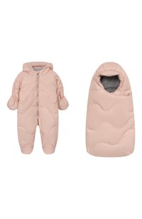 Светло-розовый