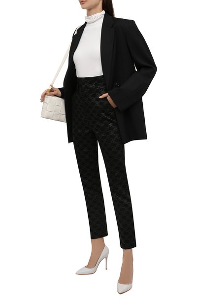 Джинсы FENDI черного цвета по цене 89950 руб., арт. FLP631 AGTZ, фото 2 Джинсы FENDI, арт. FLP631 AGTZ, фото 2