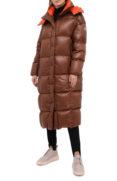Пуховик MONCLER коричневого цвета по цене 176500 руб., арт. F2-093-1D531-00-C0067, фото 2 Пуховик MONCLER, арт. F2-093-1D531-00-C0067, фото 2