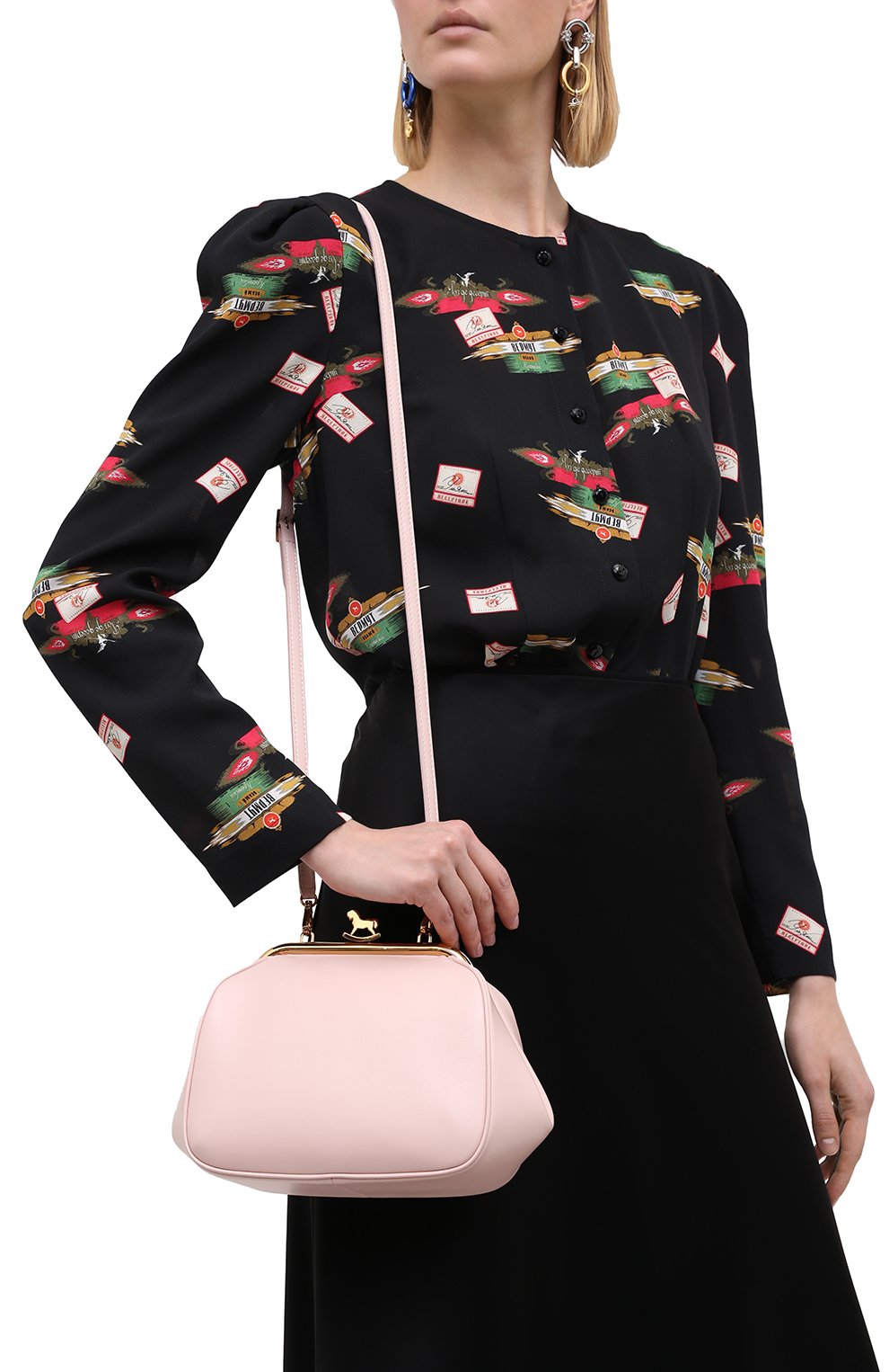 Сумка ULYANA SERGEENKO светло-розового цвета по цене 130000 руб., арт. BRS014CLASSX 0407с, фото 2 Сумка ULYANA SERGEENKO, арт. BRS014CLASSX 0407с, фото 2