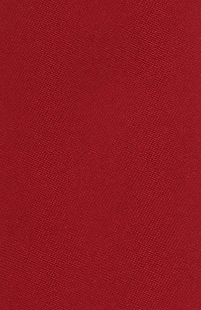 Шелковый галстук DOLCE & GABBANA красного цвета по цене 26600 руб., арт. GT149E/G0U05, фото 4 Шелковый галстук DOLCE & GABBANA, арт. GT149E/G0U05, фото 4