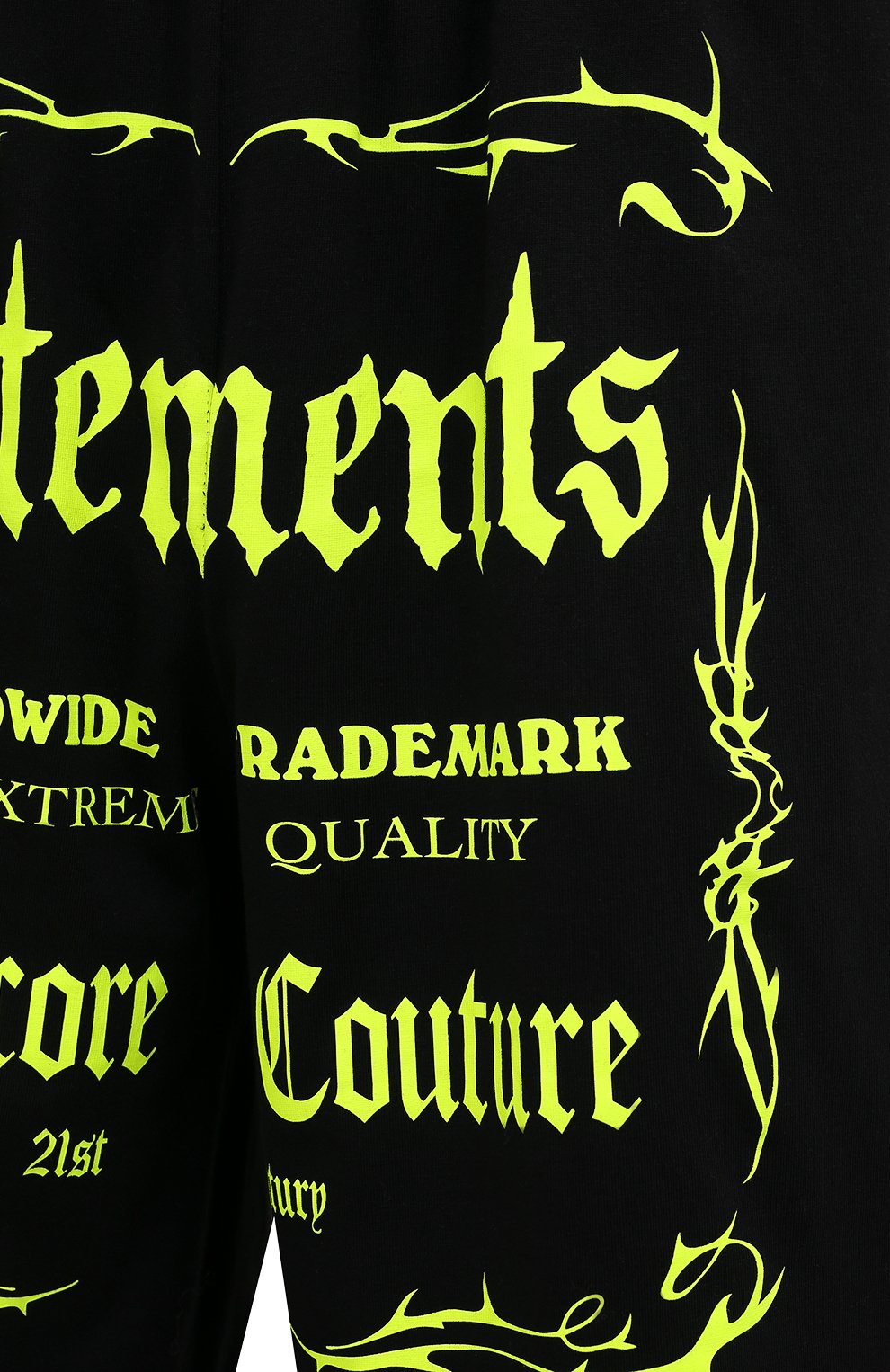 Хлопковые шорты VETEMENTS черного цвета по цене 53950 руб., арт. UA52TR400X 1610/M, фото 5 Хлопковые шорты VETEMENTS, арт. UA52TR400X 1610/M, фото 5