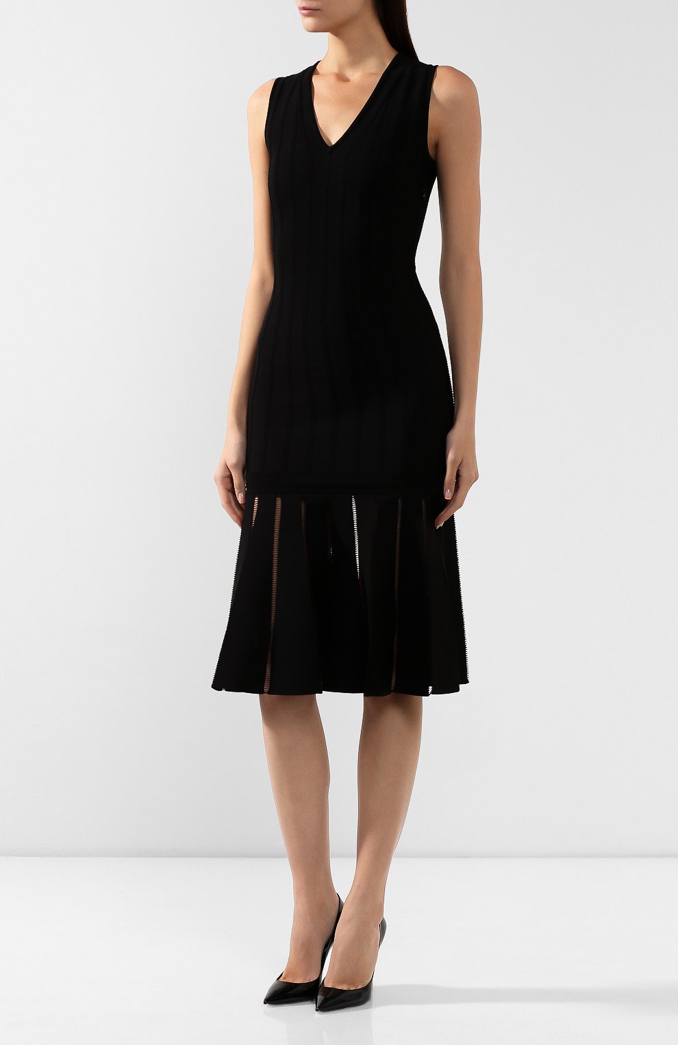 Платье из вискозы ALEXANDER MCQUEEN черного цвета по цене 191000 руб., арт. 594979/Q1AI8, фото 3 Платье из вискозы ALEXANDER MCQUEEN, арт. 594979/Q1AI8, фото 3