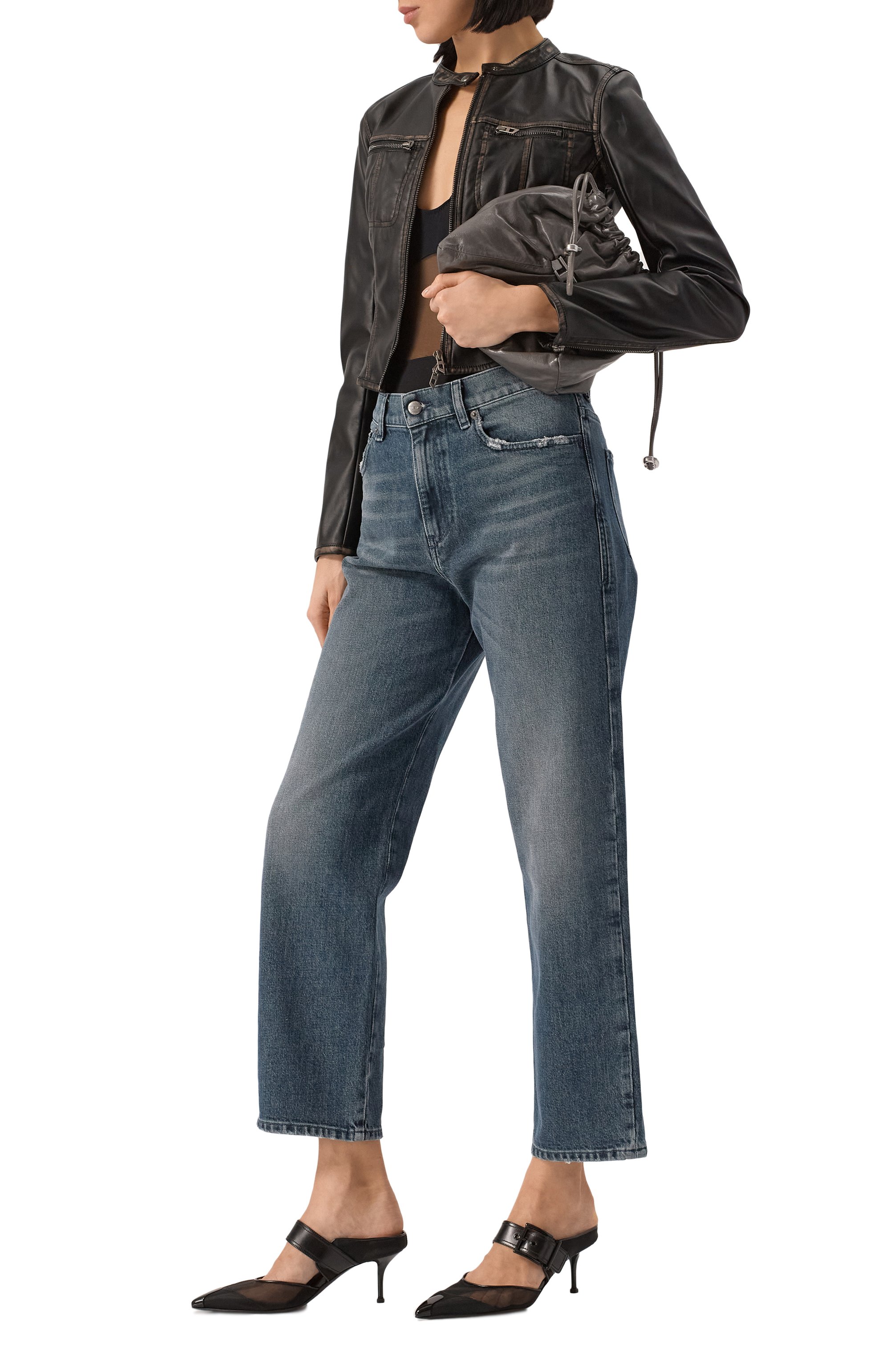 Мюли punk buckle 50 ALEXANDER MCQUEEN черного цвета по цене 111500 руб., арт. 744485/W4AB2, фото 2 Мюли punk buckle 50 ALEXANDER MCQUEEN, арт. 744485/W4AB2, фото 2