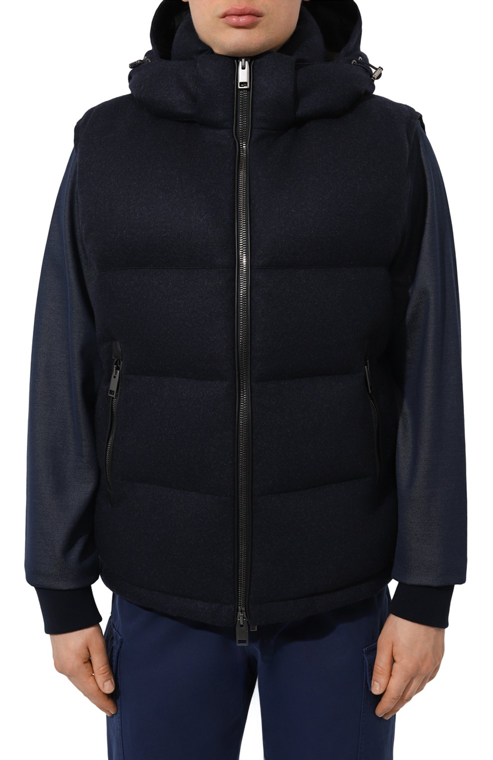 Пуховый жилет BRIONI темно-синего цвета по цене 435500 руб., арт. SUPB0L/0A604, фото 3 Пуховый жилет BRIONI, арт. SUPB0L/0A604, фото 3