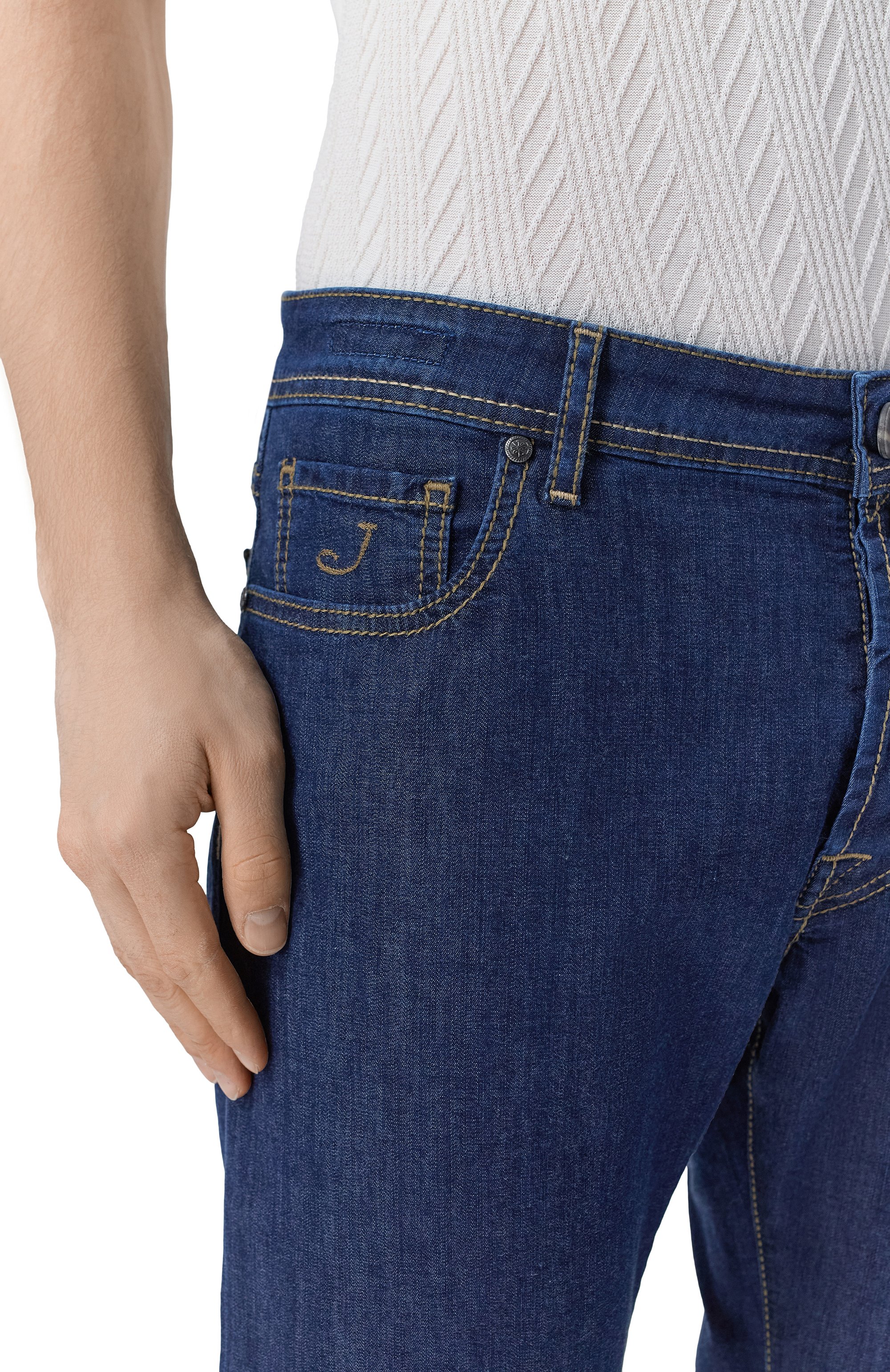 Джинсы bard JACOB COHEN темно-синего цвета по цене 66450 руб., арт. JUM_QM004 059 S3735 R2, фото 5 Джинсы bard JACOB COHEN, арт. JUM_QM004 059 S3735 R2, фото 5