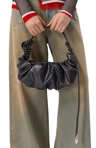 Сумка grab-d hobo s DIESEL черного цвета по цене 36700 руб., арт. X10479/P8657, фото 2 Сумка grab-d hobo s DIESEL, арт. X10479/P8657, фото 2