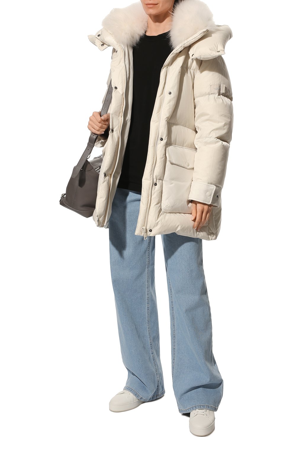 Пуховик YS ARMY PARIS белого цвета по цене 122500 руб., арт. 22WFM04583M07W, фото 2 Пуховик YS ARMY PARIS, арт. 22WFM04583M07W, фото 2