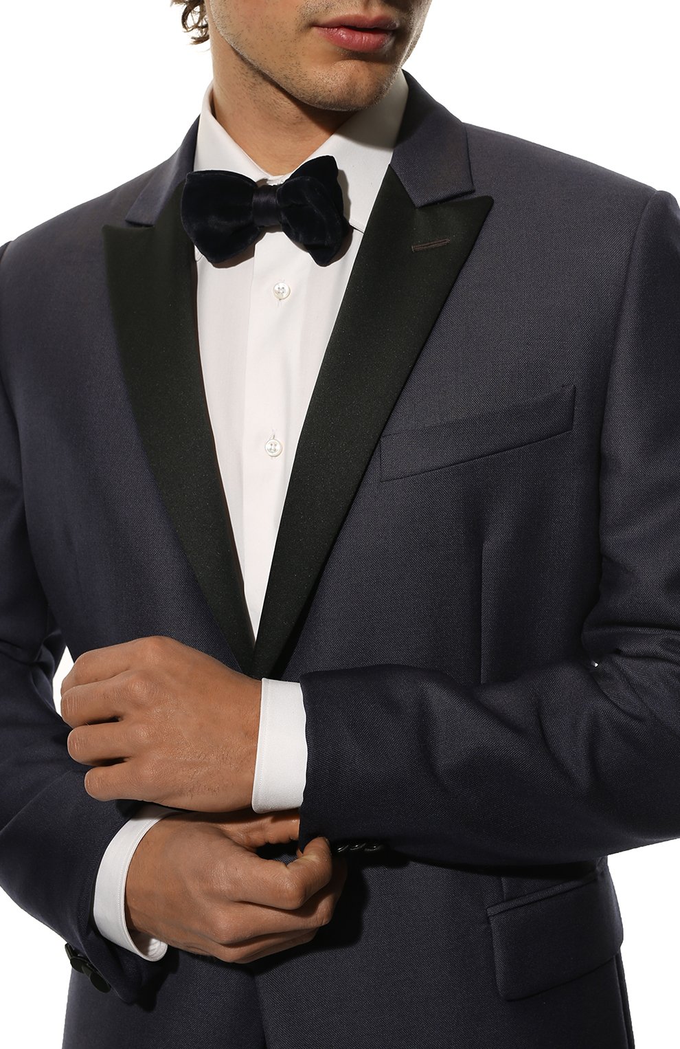 Шелковый галстук-бабочка GIORGIO ARMANI темно-синего цвета по цене 16250 руб., арт. 360091/7A902, фото 2 Шелковый галстук-бабочка GIORGIO ARMANI, арт. 360091/7A902, фото 2