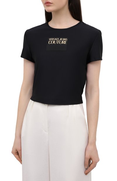 Футболка VERSACE JEANS COUTURE черного цвета по цене 9200 руб., арт. B2HWA703-WDP602 LABEL/04745, фото 3 Футболка VERSACE JEANS COUTURE, арт. B2HWA703-WDP602 LABEL/04745, фото 3