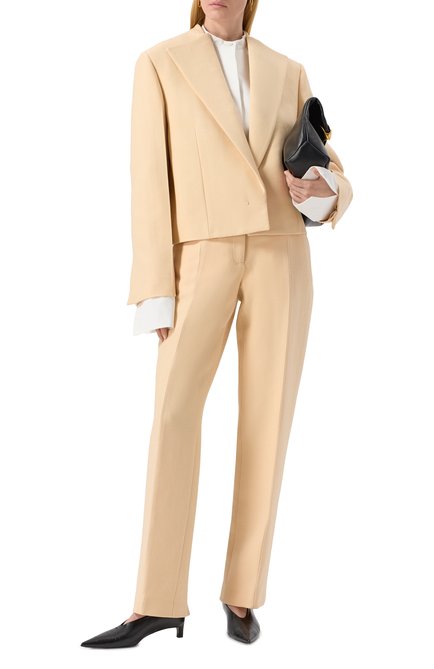 Женский шерстяной жакет JIL SANDER бежевого цвета, арт. J01BN0136-J40218 | Фото 2 (Длина (для топов): Стандартные; Материал внешний: Шерсть; Материал сплава: Проставлено; Рукава: Длинные; Драгоценные камни: Проставлено)