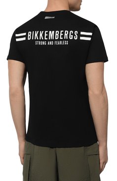 Мужская хлопковая футболка DIRK BIKKEMBERGS черного цвета, арт. BKK3MTS04 | Фото 4 (Рукава: Короткие; Длина (для топов): Стандартные; Принт: С принтом; Материал сплава: Проставлено; Материал внешний: Хлопок; Драгоценные камни: Проставлено; Стили: Кэжуэл)