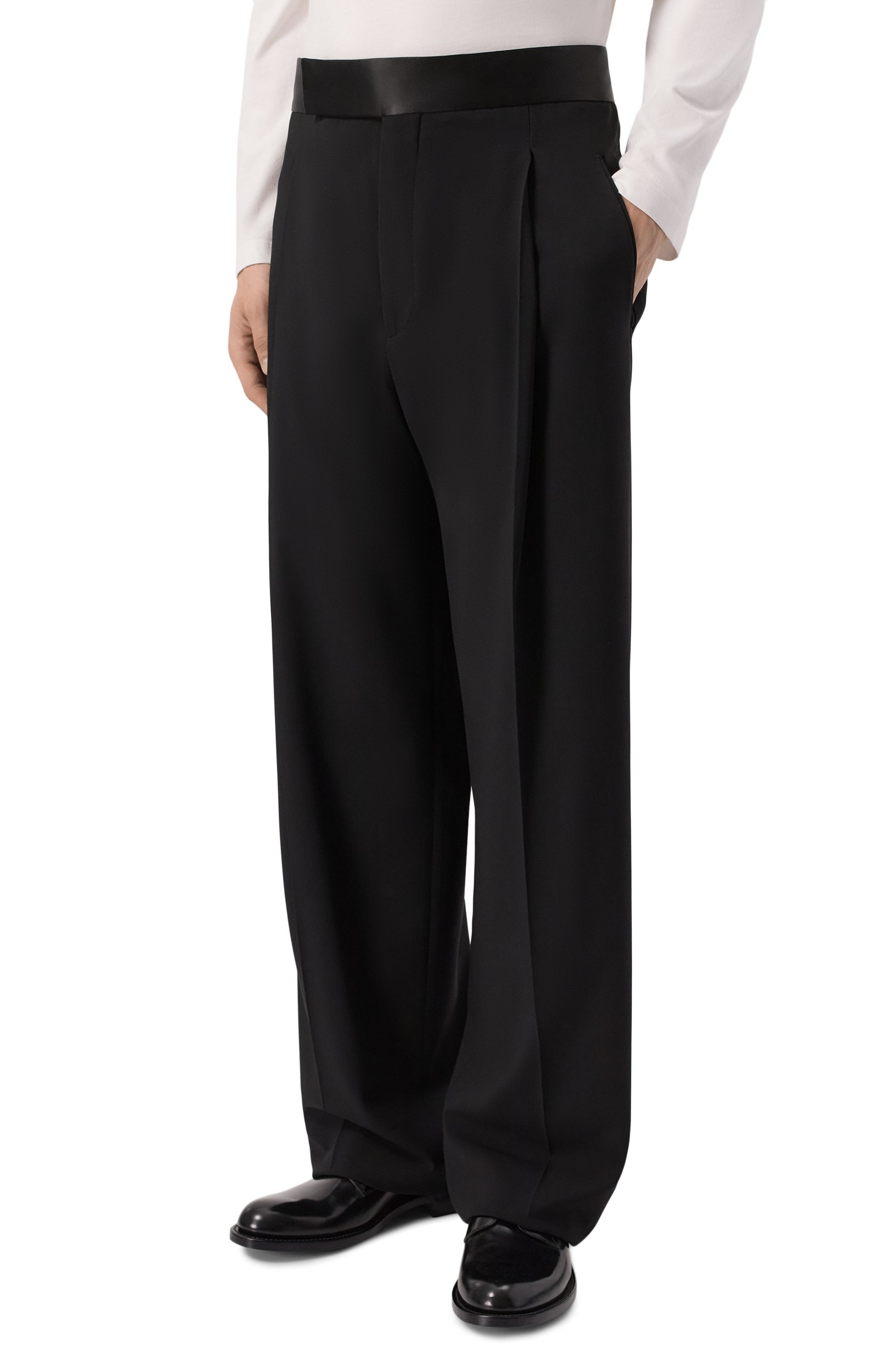 Шерстяные брюки GIORGIO ARMANI черного цвета по цене 156500 руб., арт. GM004577/TE10043, фото 3 Шерстяные брюки GIORGIO ARMANI, арт. GM004577/TE10043, фото 3