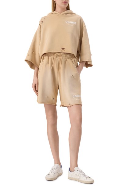 Хлопковые шорты COMME DES FUCKDOWN бежевого цвета по цене 14050 руб., арт. CFABW01238, фото 2 Хлопковые шорты COMME DES FUCKDOWN, арт. CFABW01238, фото 2