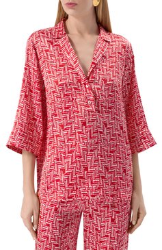 Женская шелковая блузка KITON красного цвета, арт. D51411K0964E02 | Фото 3 (Материал внешний: Шелк; Длина (для топов): Удлиненные; Драгоценные камни: Проставлено; Рукава: 3/4; Материал сплава: Проставлено; Стили: Кэжуэл; Принт: С принтом; Женское Кросс-КТ: Блуза-одежда; Кросс-КТ: костюм)