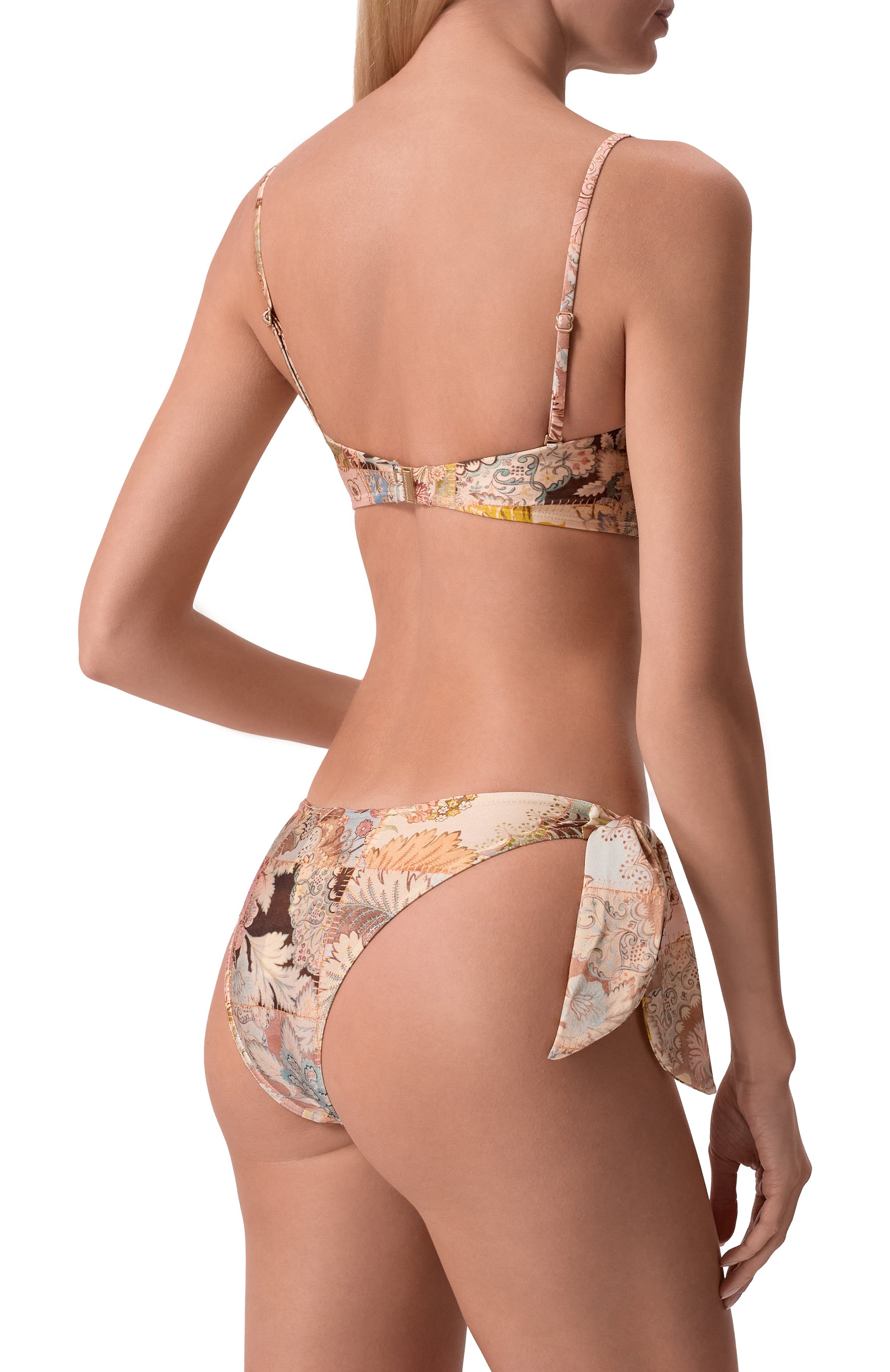 Плавки-бикини ZIMMERMANN бежевого цвета по цене 27850 руб., арт. 6974WRS263, фото 3 Плавки-бикини ZIMMERMANN, арт. 6974WRS263, фото 3