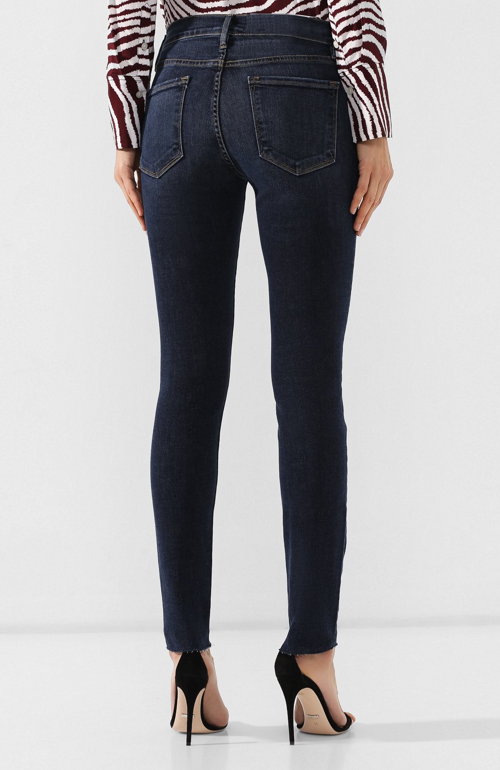 Джинсы FRAME DENIM синего цвета по цене 31450 руб., арт. LSJRA231, фото 4 Джинсы FRAME DENIM, арт. LSJRA231, фото 4