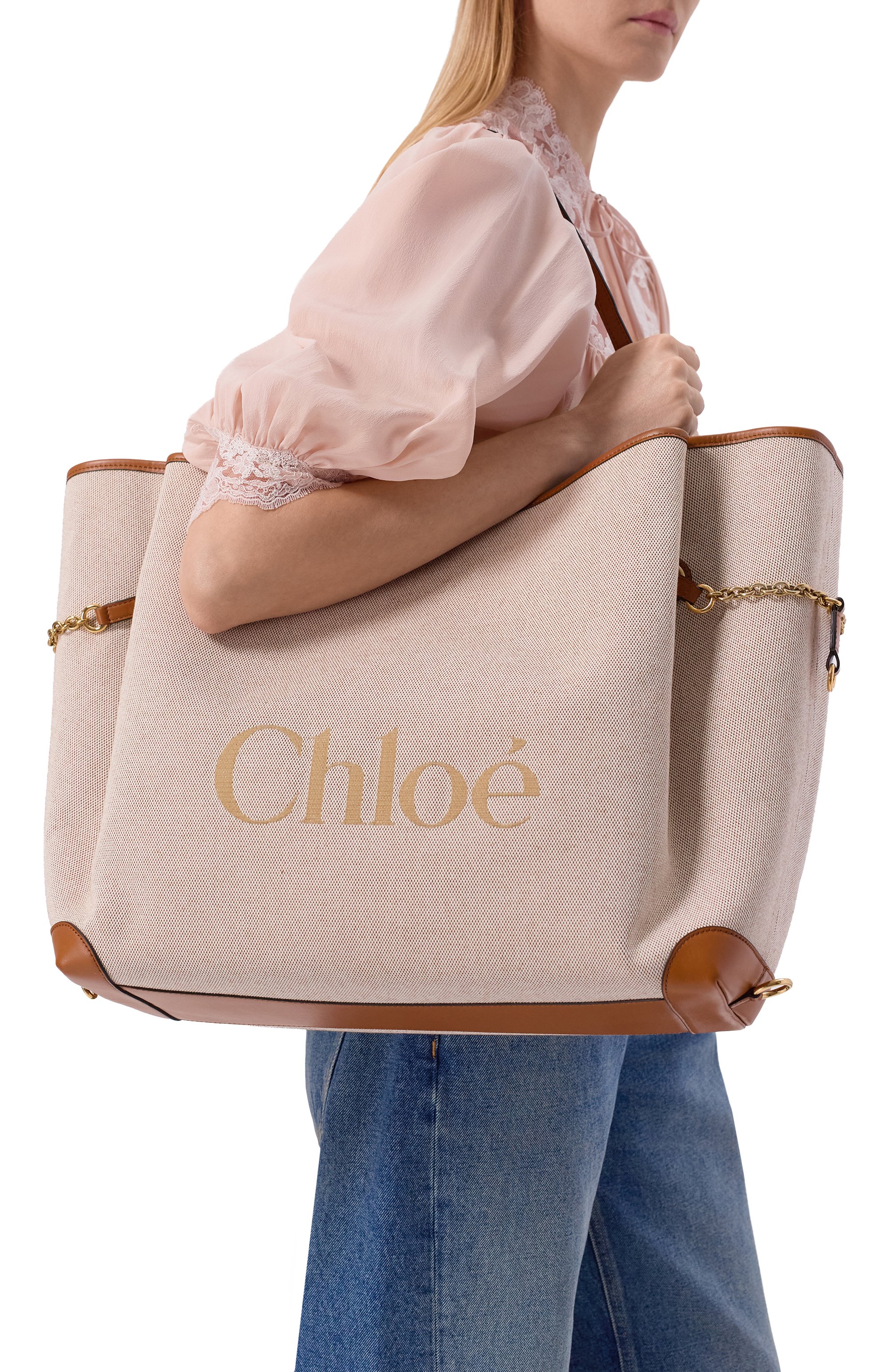 Сумка-тоут clover large CHLOÉ коричневого цвета по цене 213000 руб., арт. CH26AS654S63, фото 2 Сумка-тоут clover large CHLOÉ, арт. CH26AS654S63, фото 2
