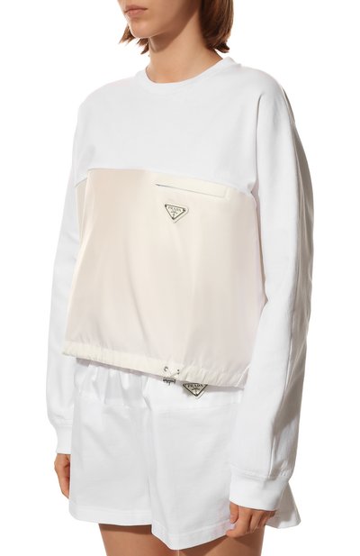 Свитшот PRADA белого цвета по цене 93000 руб., арт. 134632-1YYA-F0N40-212, фото 3 Свитшот PRADA, арт. 134632-1YYA-F0N40-212, фото 3