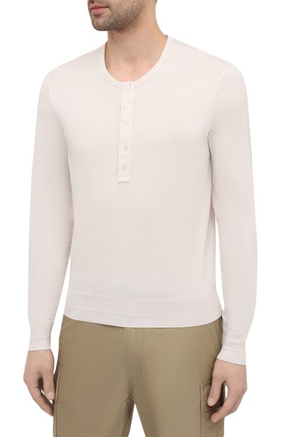 Лонгслив TOM FORD бежевого цвета по цене 41950 руб., арт. BW267/TFJ987, фото 3 Лонгслив TOM FORD, арт. BW267/TFJ987, фото 3