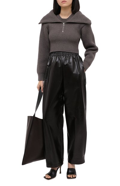 Шерстяной свитер JACQUEMUS коричневого цвета по цене 58700 руб., арт. 203KN53/200890, фото 2 Шерстяной свитер JACQUEMUS, арт. 203KN53/200890, фото 2