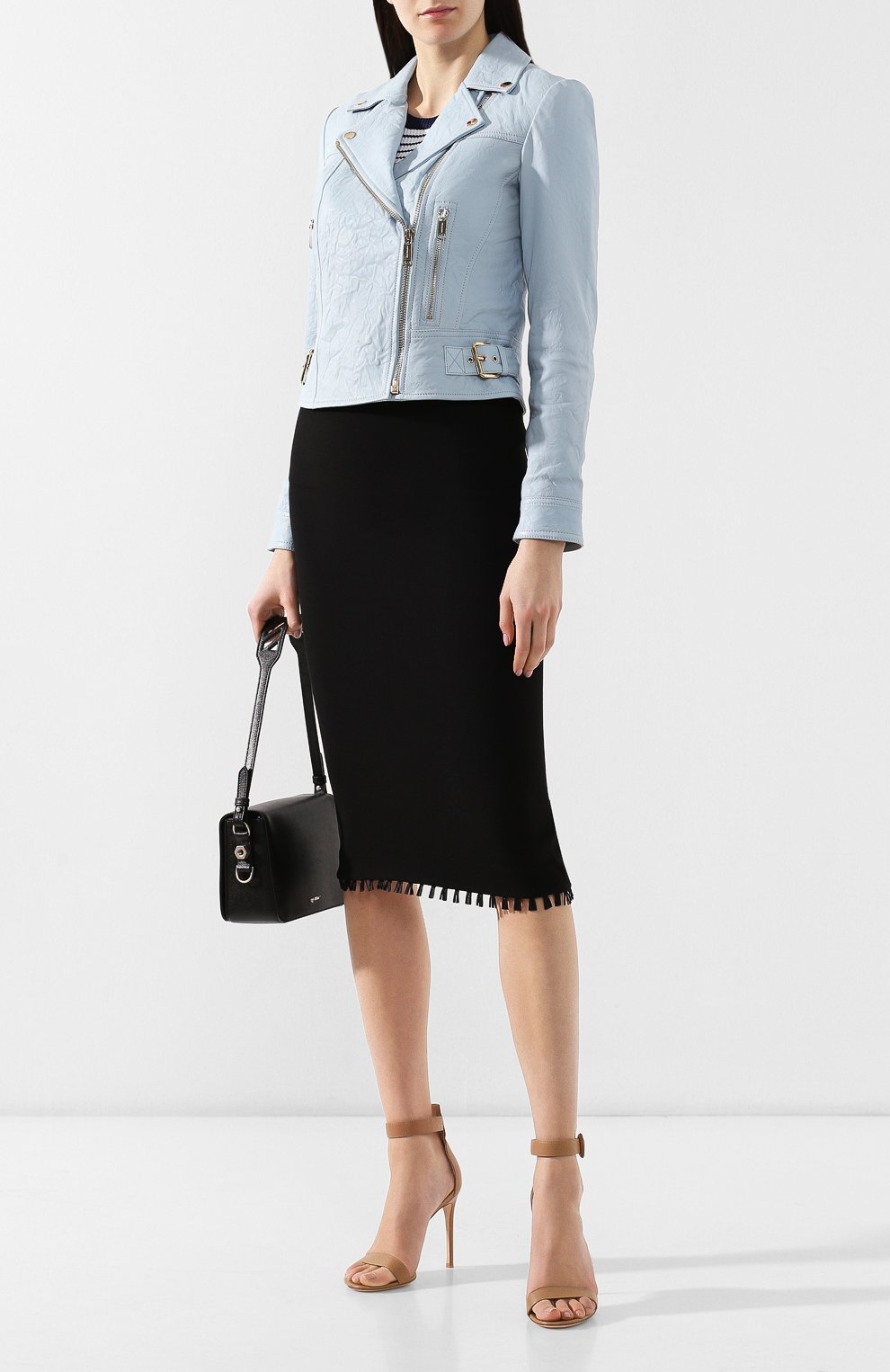 Кожаная куртка MICHAEL MICHAEL KORS голубого цвета по цене 46100 руб., арт. MS92HZL2A3, фото 2 Кожаная куртка MICHAEL MICHAEL KORS, арт. MS92HZL2A3, фото 2