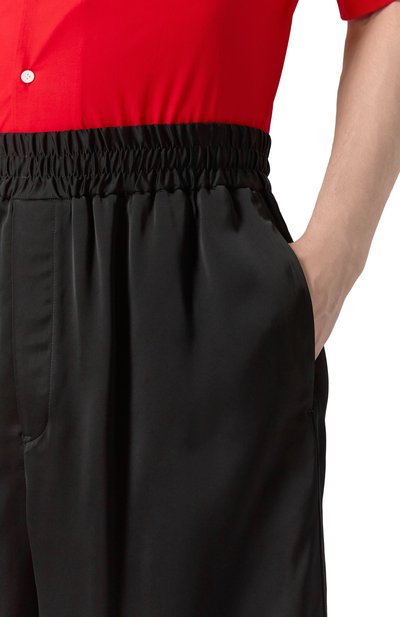 Шорты из вискозы JIL SANDER черного цвета по цене 108000 руб., арт. J23KA0108/J65022, фото 5 Шорты из вискозы JIL SANDER, арт. J23KA0108/J65022, фото 5