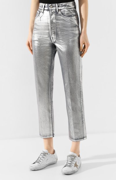 Джинсы GOLDEN GOOSE DELUXE BRAND серебряного цвета по цене 45700 руб., арт. G36WP015.A1, фото 3 Джинсы GOLDEN GOOSE DELUXE BRAND, арт. G36WP015.A1, фото 3
