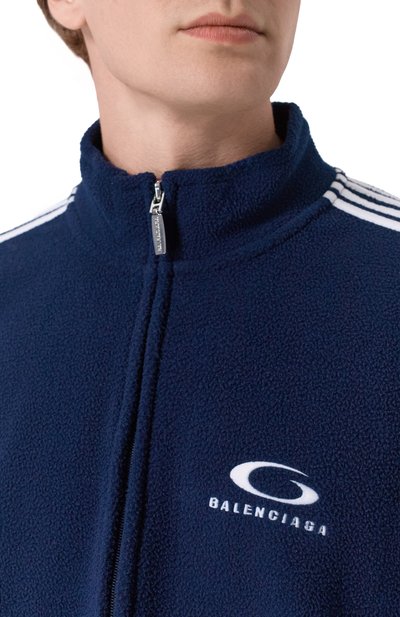 Толстовка BALENCIAGA темно-синего цвета по цене 315500 руб., арт. 829406/TRVJ9, фото 5 Толстовка BALENCIAGA, арт. 829406/TRVJ9, фото 5