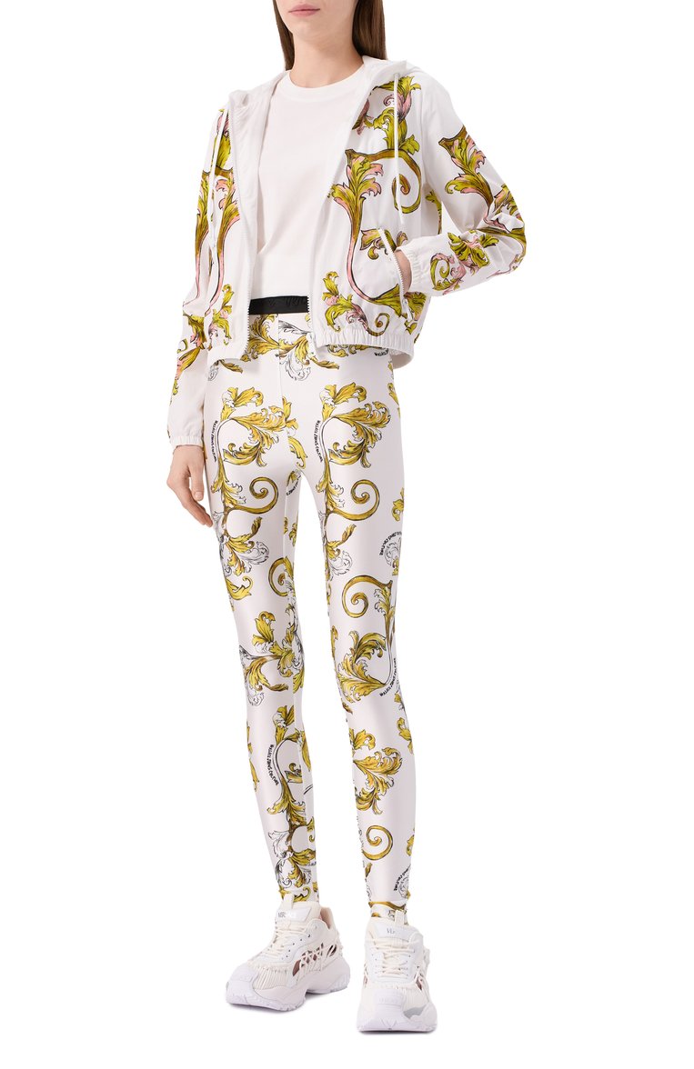 Женские легинсы VERSACE JEANS COUTURE белого цвета, арт. 78HAC101/JS470 | Фото 2 (Длина (брюки, джинсы): Стандартные; Женское Кросс-КТ: Леггинсы-одежда; Стили: Гламурный; Материал внешний: Синтетический материал; Автоматизация состава: Проставлено; Автоматизация ТО: Проставлено)