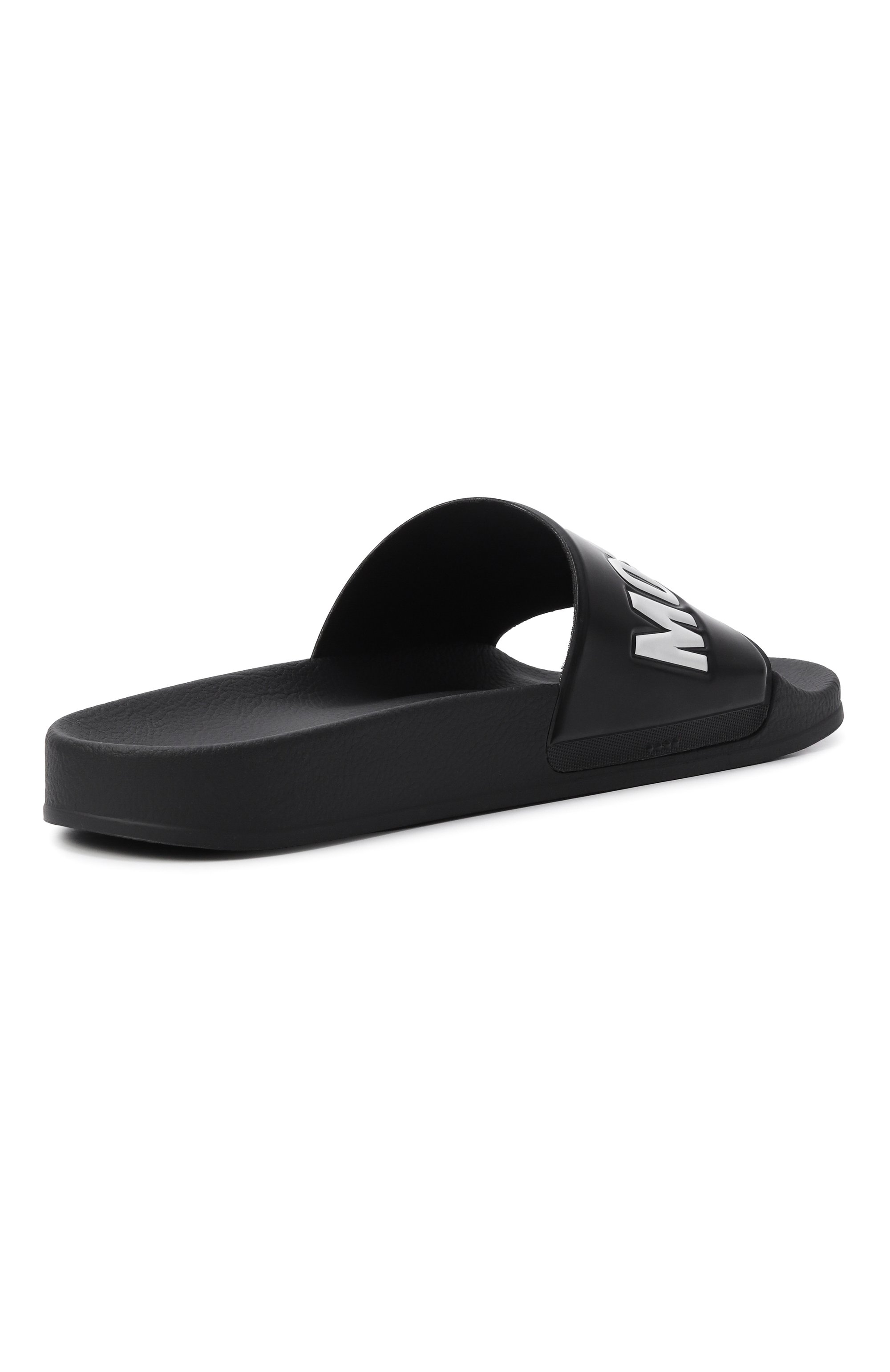 Шлепанцы MOSCHINO черного цвета по цене 17150 руб., арт. MB28022G00/G10, фото 4 Шлепанцы MOSCHINO, арт. MB28022G00/G10, фото 4