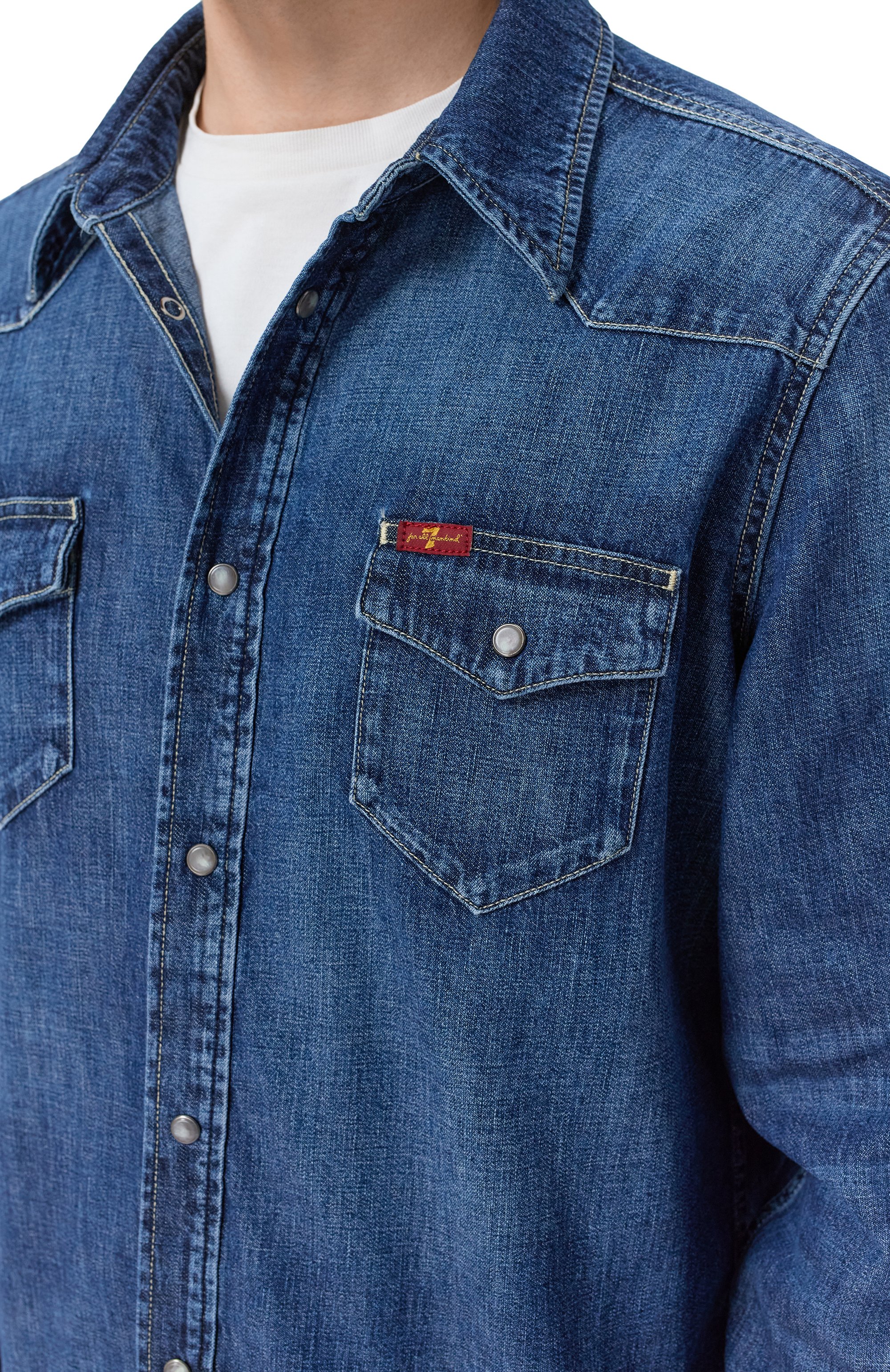 Джинсовая рубашка 7 FOR ALL MANKIND синего цвета по цене 29950 руб., арт. 7TCA0H08-3M7, фото 5 Джинсовая рубашка 7 FOR ALL MANKIND, арт. 7TCA0H08-3M7, фото 5