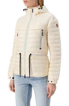 Женская пуховая куртка MONCLER GRENOBLE кремового цвета, арт. 1A000075/7595B | Фото 3 (Материал подклада: Синтетический материал; Материал внешний: Синтетический материал; Длина (верхняя одежда): Короткие; Рукава: Длинные; Стили: Спорт-шик; Кросс-КТ: Куртка, Утепленные; Автоматизация ТО: Проставлено; Автоматизация состава: Проставлено)