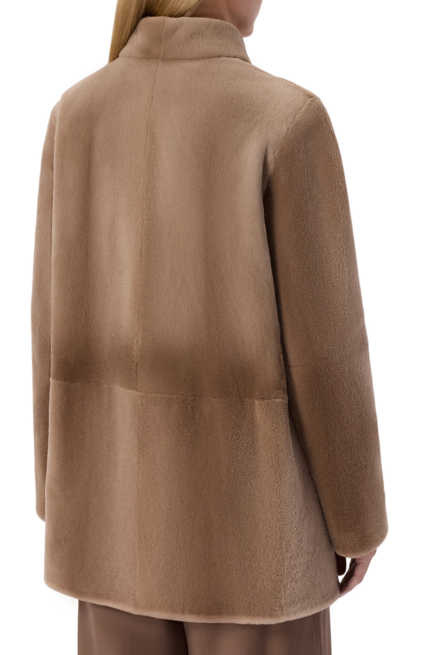 Шуба из норки VICTORIA KUSENKOVA бежевого цвета по цене 1958000 руб., арт. 741910033632, фото 4 Шуба из норки VICTORIA KUSENKOVA, арт. 741910033632, фото 4