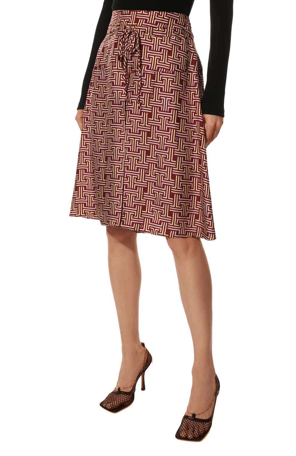 Шелковые шорты LANVIN бордового цвета по цене 99500 руб., арт. RW-TR512I-4835-P21, фото 3 Шелковые шорты LANVIN, арт. RW-TR512I-4835-P21, фото 3