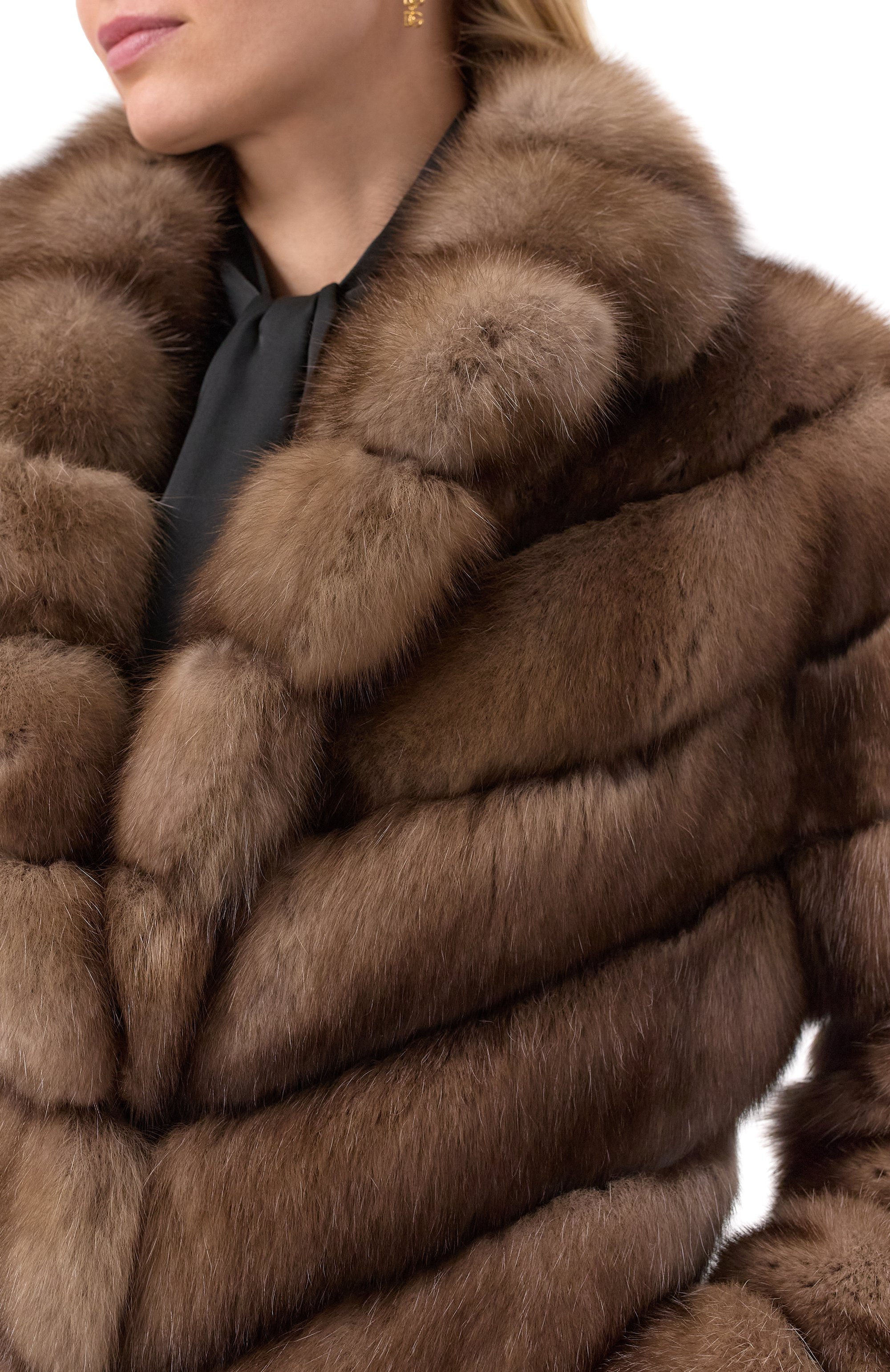 Шуба из меха соболя VICTORIA KUSENKOVA светло-коричневого цвета по цене 4466000 руб., арт. 763600005655, фото 5 Шуба из меха соболя VICTORIA KUSENKOVA, арт. 763600005655, фото 5