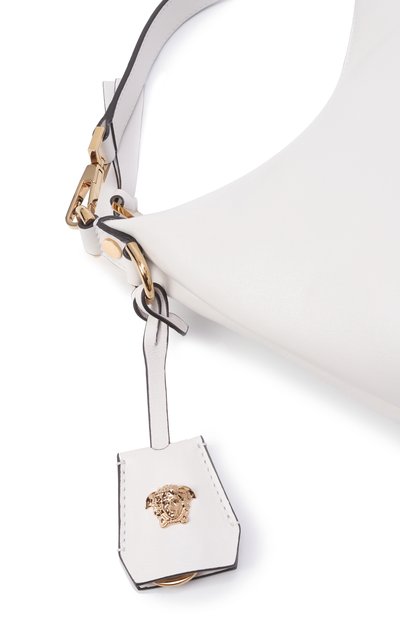 Сумка versace tag VERSACE белого цвета по цене 191000 руб., арт. 1018302/1A13171, фото 3 Сумка versace tag VERSACE, арт. 1018302/1A13171, фото 3