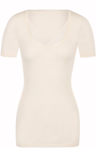 Облегающая футболка с кружевной отделкой MEY белого цвета по цене 6995 руб., арт. 66810, фото 1 Облегающая футболка с кружевной отделкой MEY, арт. 66810, фото 1