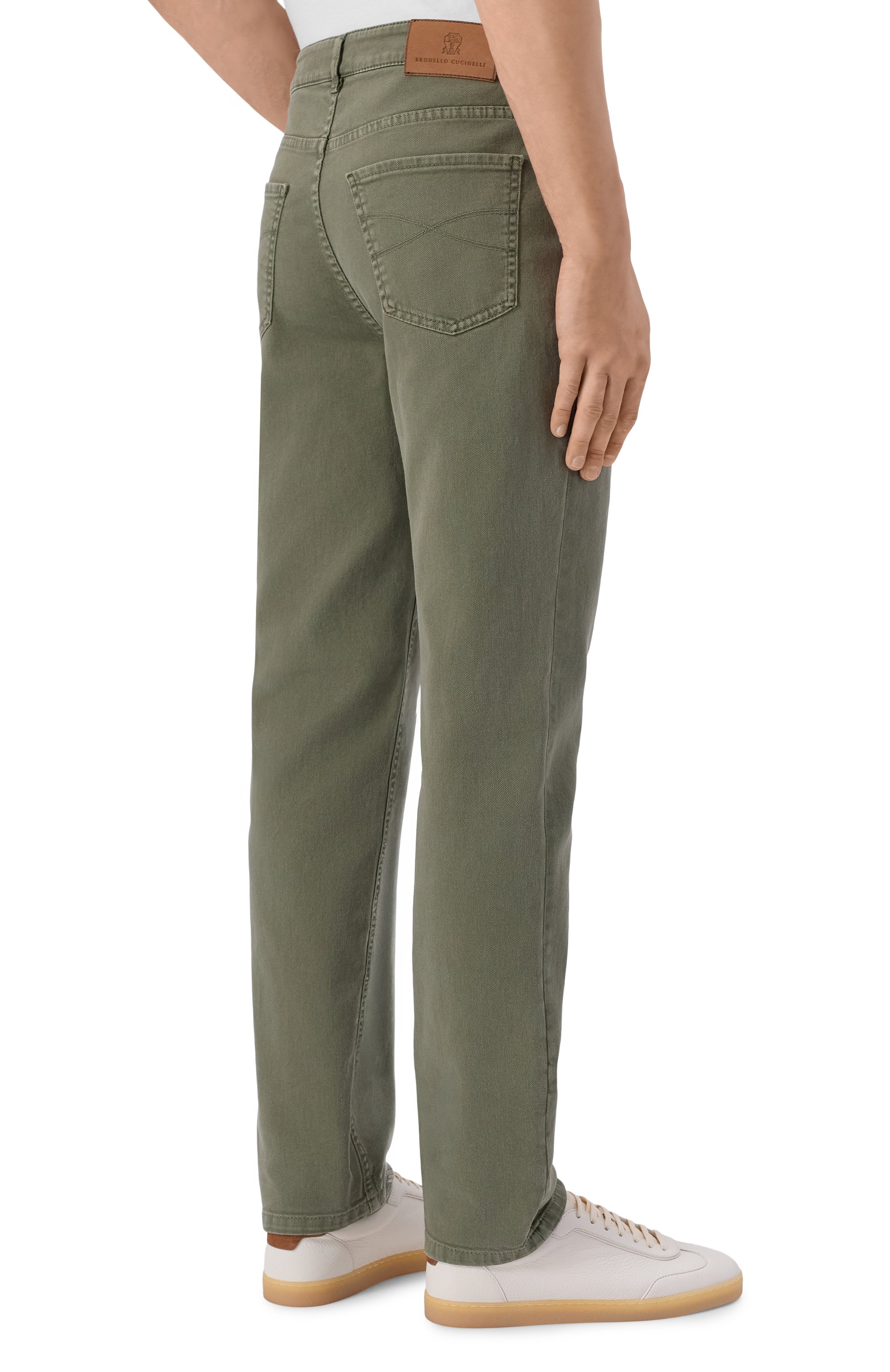 Джинсы traditional fit BRUNELLO CUCINELLI хаки цвета по цене 88800 руб., арт. M277PD3210, фото 4 Джинсы traditional fit BRUNELLO CUCINELLI, арт. M277PD3210, фото 4