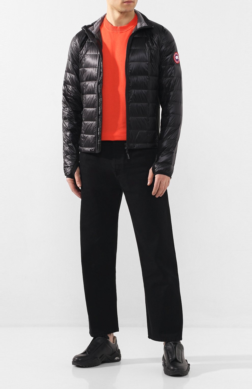 Пуховая куртка hybridge lite CANADA GOOSE черного цвета по цене 69950 руб., арт. 2701M, фото 2 Пуховая куртка hybridge lite CANADA GOOSE, арт. 2701M, фото 2