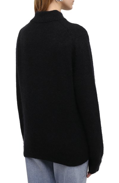 Кашемировый свитер TOM FORD черного цвета по цене 165500 руб., арт. MAK1093-YAX339, фото 4 Кашемировый свитер TOM FORD, арт. MAK1093-YAX339, фото 4