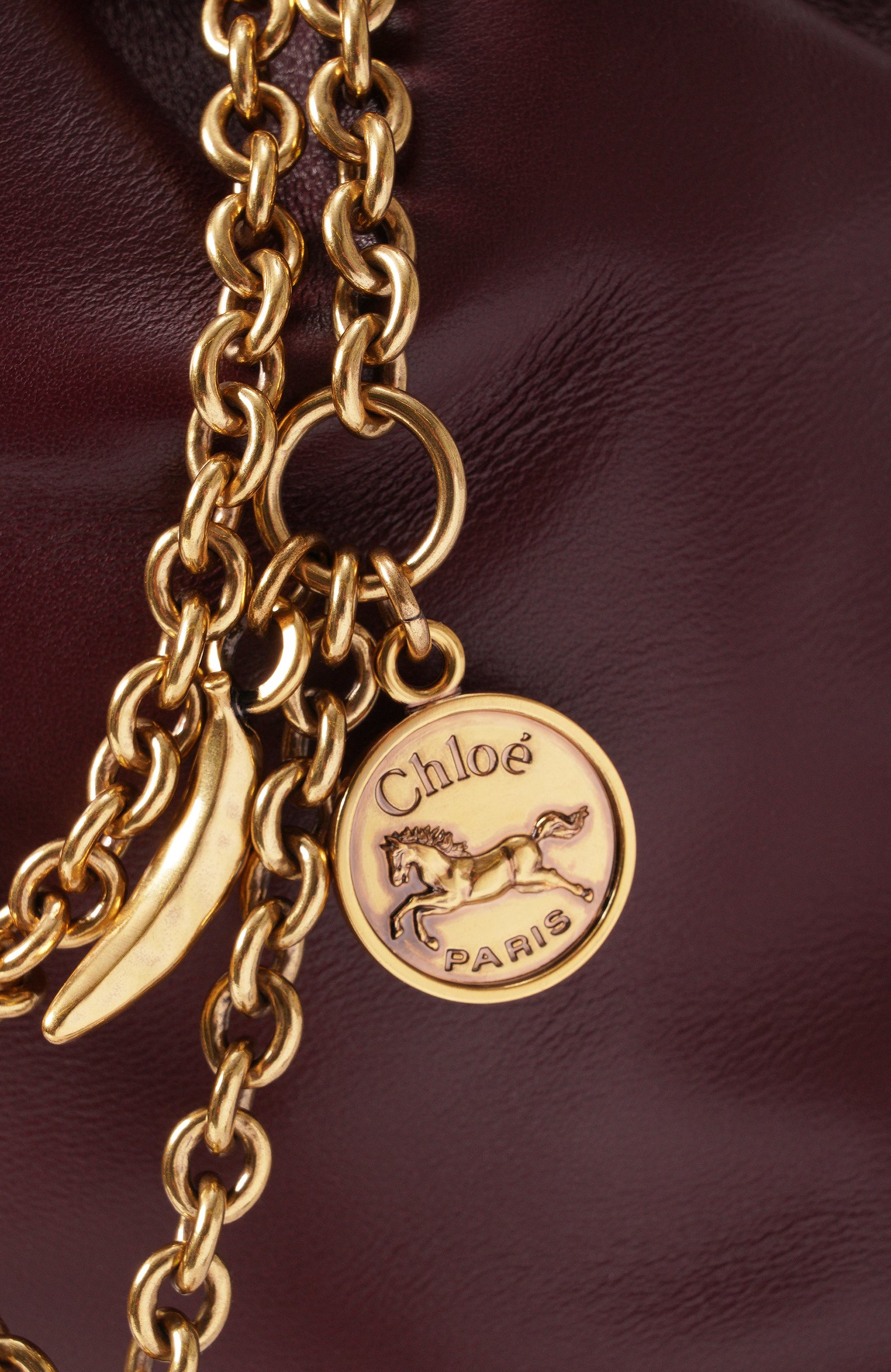 Сумка chloé icons mini CHLOÉ бордового цвета по цене 136000 руб., арт. CH26SP126R12, фото 6 Сумка chloé icons mini CHLOÉ, арт. CH26SP126R12, фото 6
