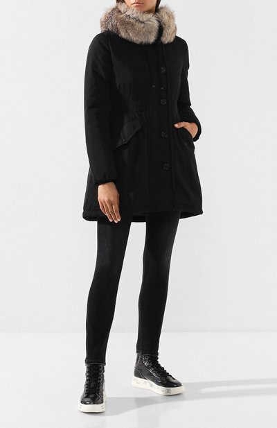 Парка moncler monticole MONCLER черного цвета по цене 221000 руб., арт. E2-093-49934-25-57136, фото 2 Парка moncler monticole MONCLER, арт. E2-093-49934-25-57136, фото 2